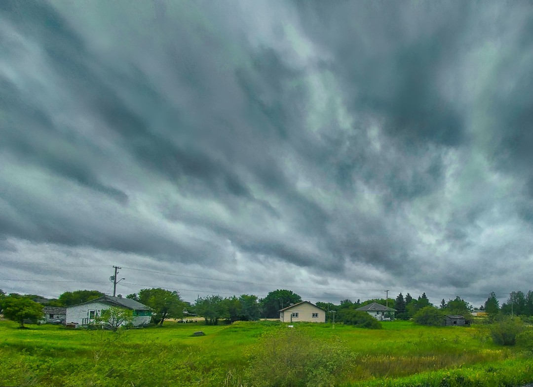 The prairies must get some serious, bad ass storms.  This one was building up near Hubbard, Saskatchewan. ⠀
⠀
⠀
⠀
⠀
⠀
⠀
⠀
⠀
⠀
⠀
⠀
⠀
⠀
#naturewalks #naturescape #nature_photography #nature_love #naturestagram #natureisamazing #natureisawesome #naturephotograph #nature_obsession_landscapes #nature_lover #wildernesstones #wildernessvibes #wildernessnation #wildernesslife #wildernessquest #outdoorsociety #wunderlust #wunderlustphotography #exploreeverywhere #crosscanada #oh_canada #saskatchewanskies #saskatchewanphotography #saskatchewanscenery #exploresask