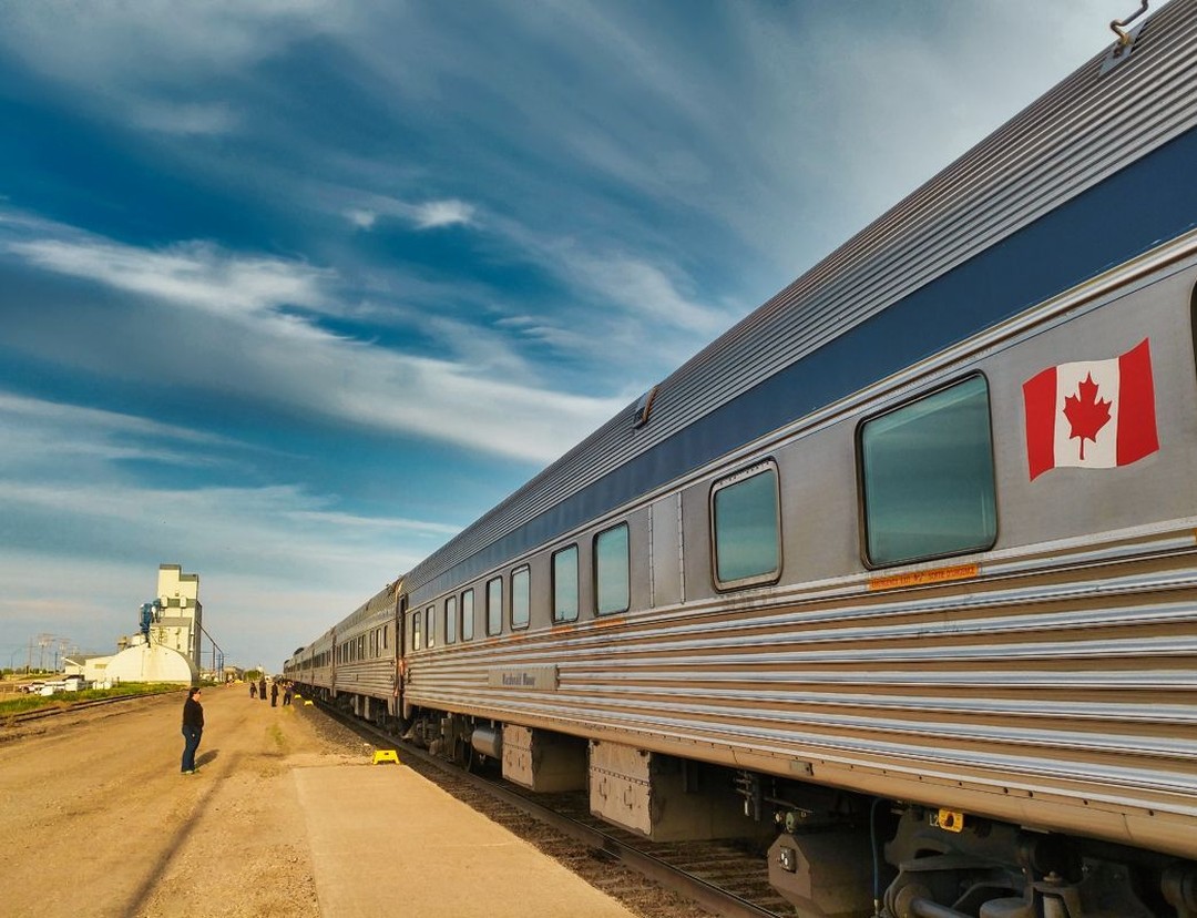 Here's the mighty VIA train that took me across the country.  Gotta say, the staff on board are great, very helpful and courteous.....and some characters, too ;) This is our stop at Melville, Saskatchewan, about 80 km west of the Manitoba border.⠀
⠀
⠀
⠀
⠀
⠀
⠀
⠀
⠀
⠀
⠀
⠀
⠀
⠀
#naturewalks #naturescape #nature_photography #nature_love #naturestagram #natureisamazing #natureisawesome #naturephotograph #nature_obsession_landscapes #nature_lover #wildernesstones #wildernessvibes #wildernessnation #wildernesslife #wildernessquest #outdoorsociety #wunderlust #wunderlustphotography #exploreeverywhere #crosscanada #oh_canada #saskatchewanskies #saskatchewanphotography #saskatchewanscenery #exploresask #viatrain #traintravel #train_nerd